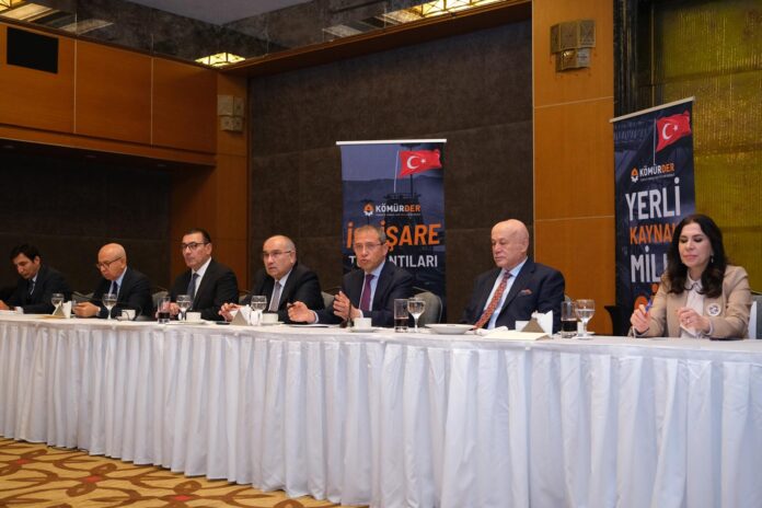 komur-ureticileri-iftar-programinda-bir-araya-geldi